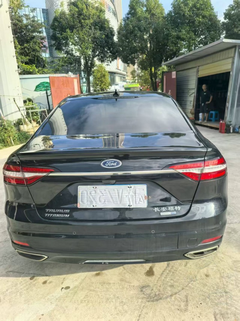 思茅21年福特金牛座8