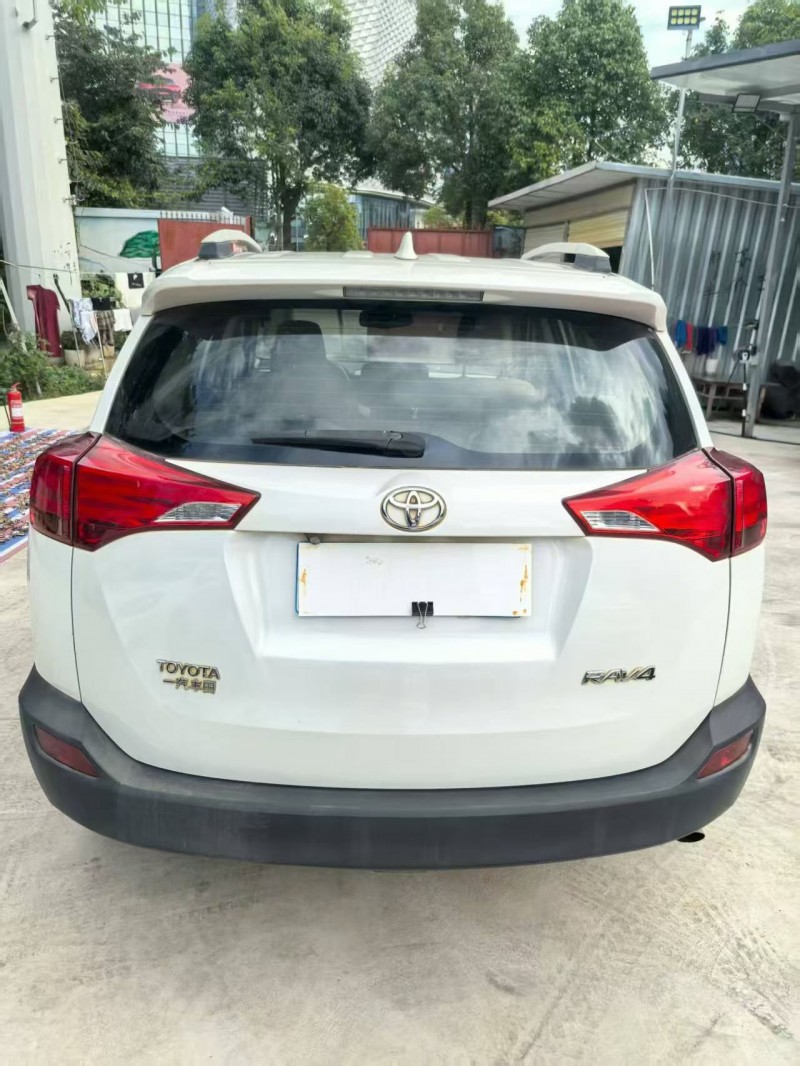 思茅15年丰田RAV49