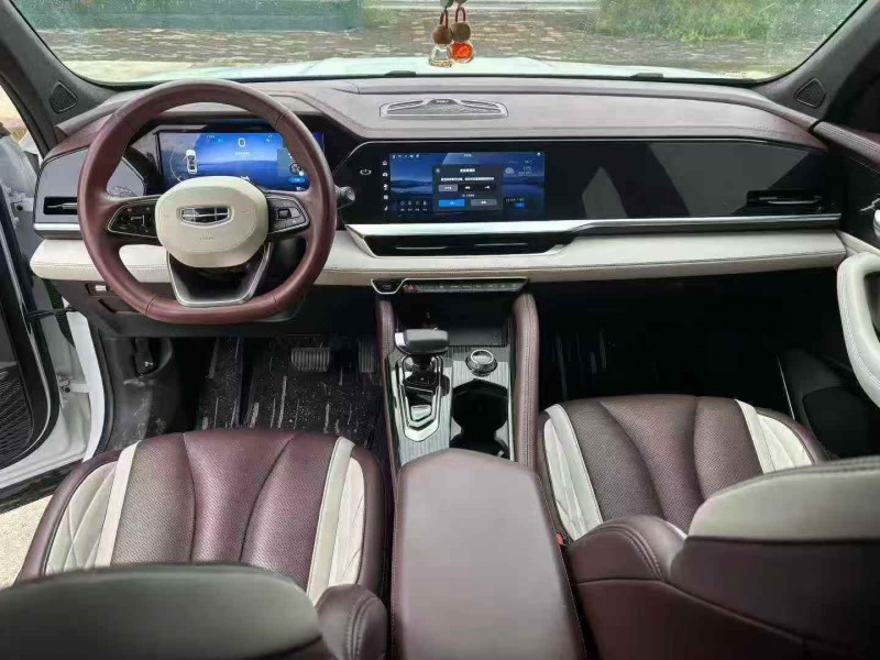 新乡21年吉利星越4