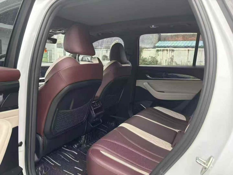 新乡21年吉利星越6