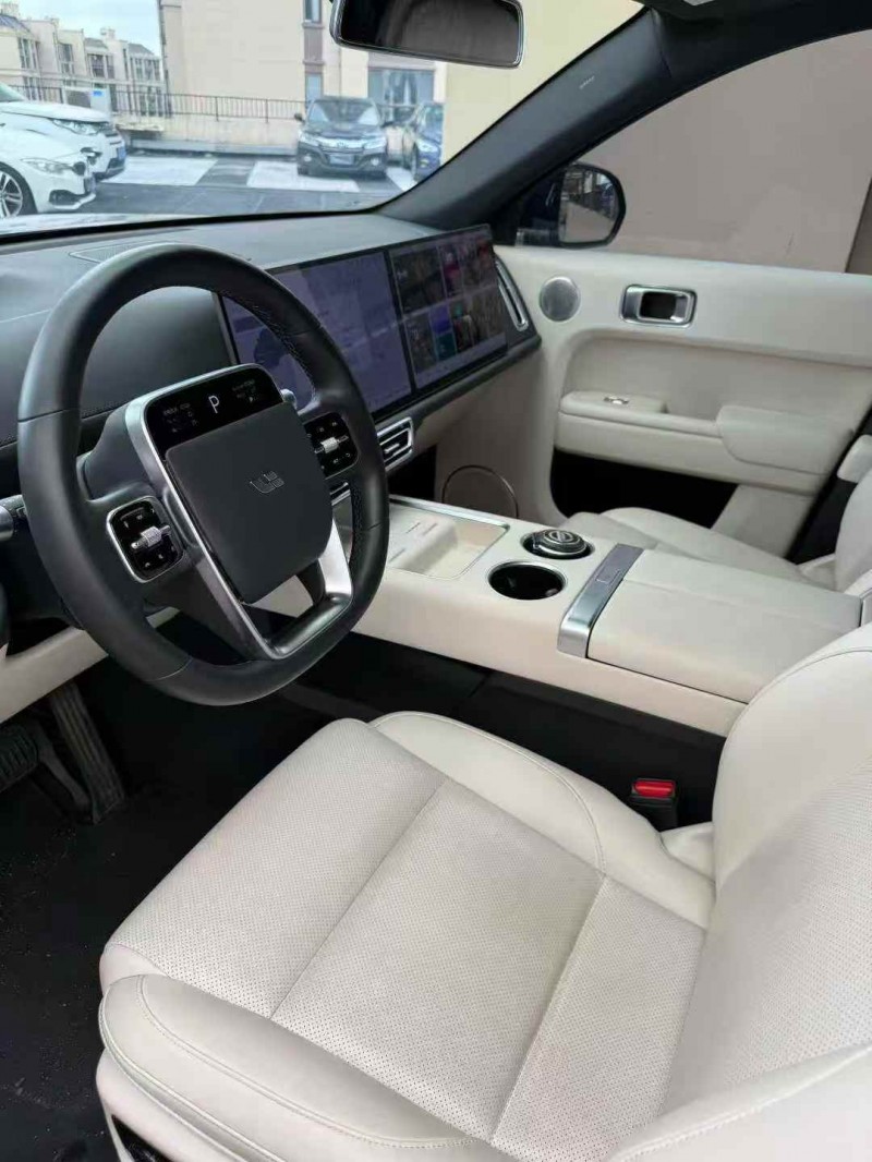 苏州24年理想L76