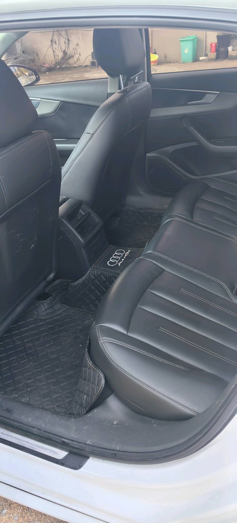 安顺18年奥迪A4L6