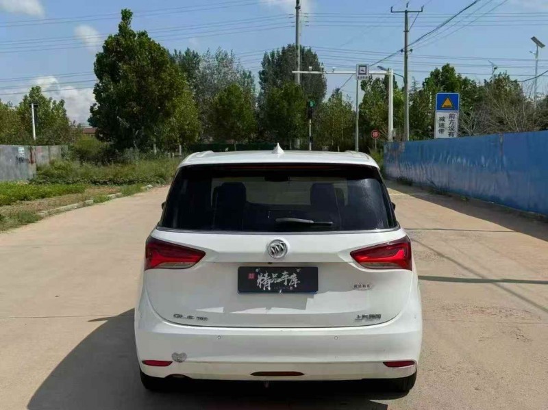 济宁18年别克GL69