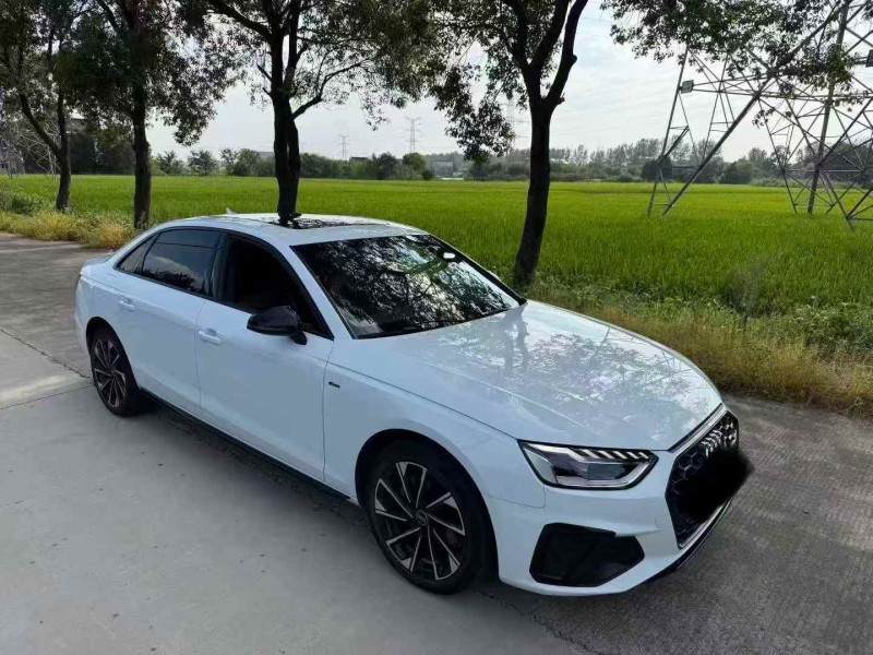 苏州23年奥迪A4L3