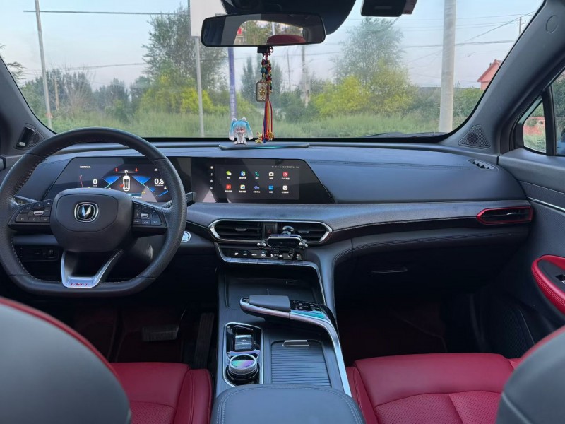 青岛21年长安汽车UNI4