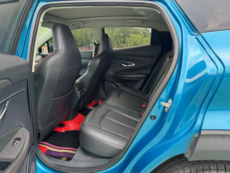 青岛21年长安汽车UNI5