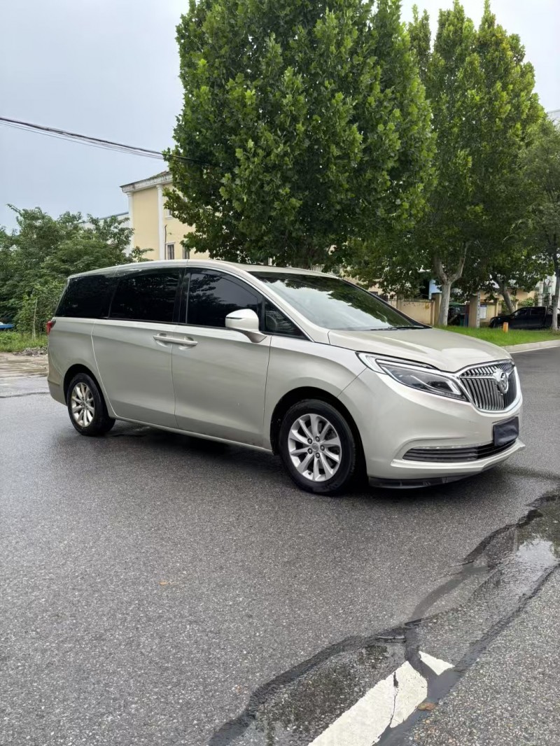 宿迁18年别克GL83