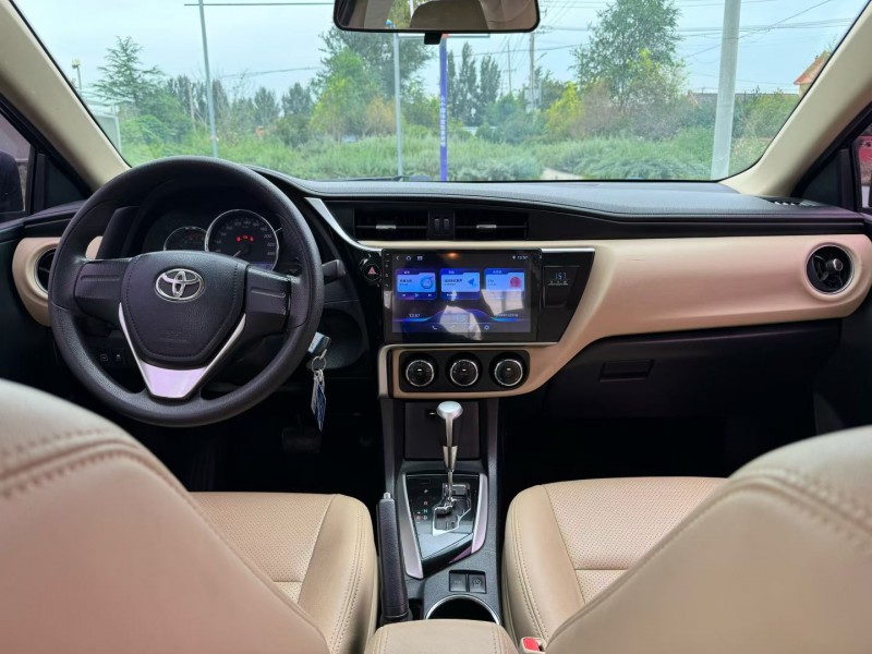 青岛17年丰田卡罗拉4