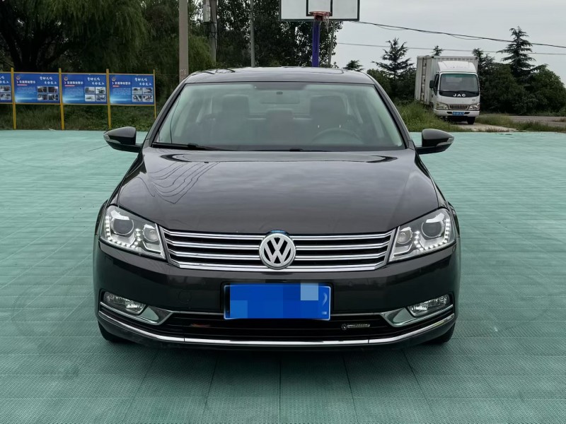 青岛16年大众迈腾1