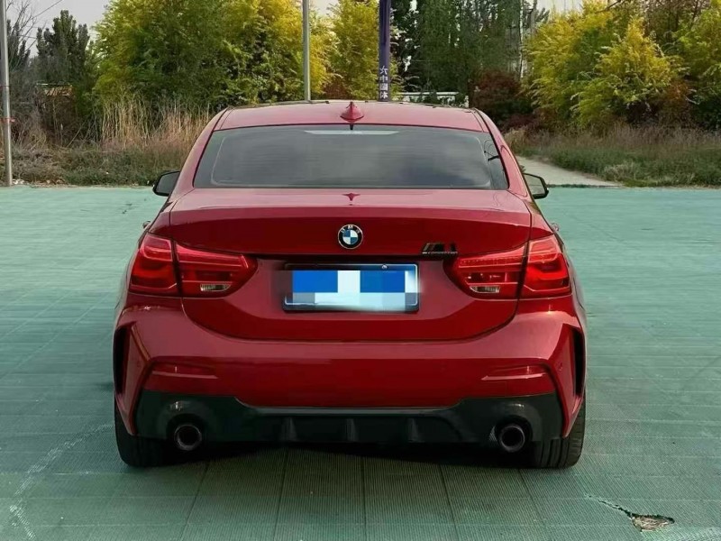 青岛21年宝马1系6