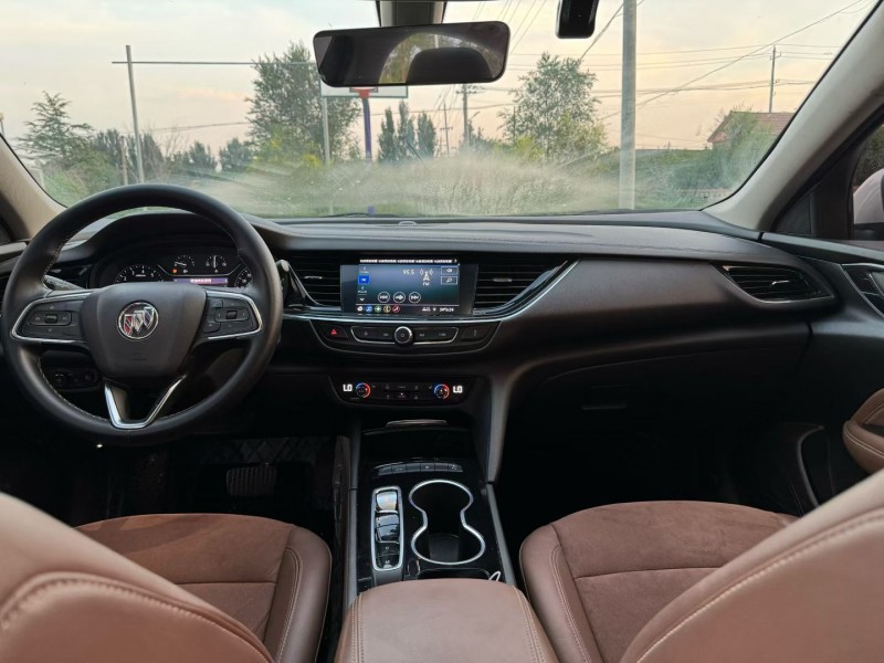 青岛22年别克君威4