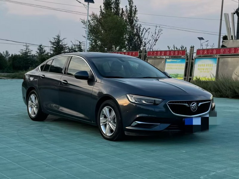 青岛19年别克君威2