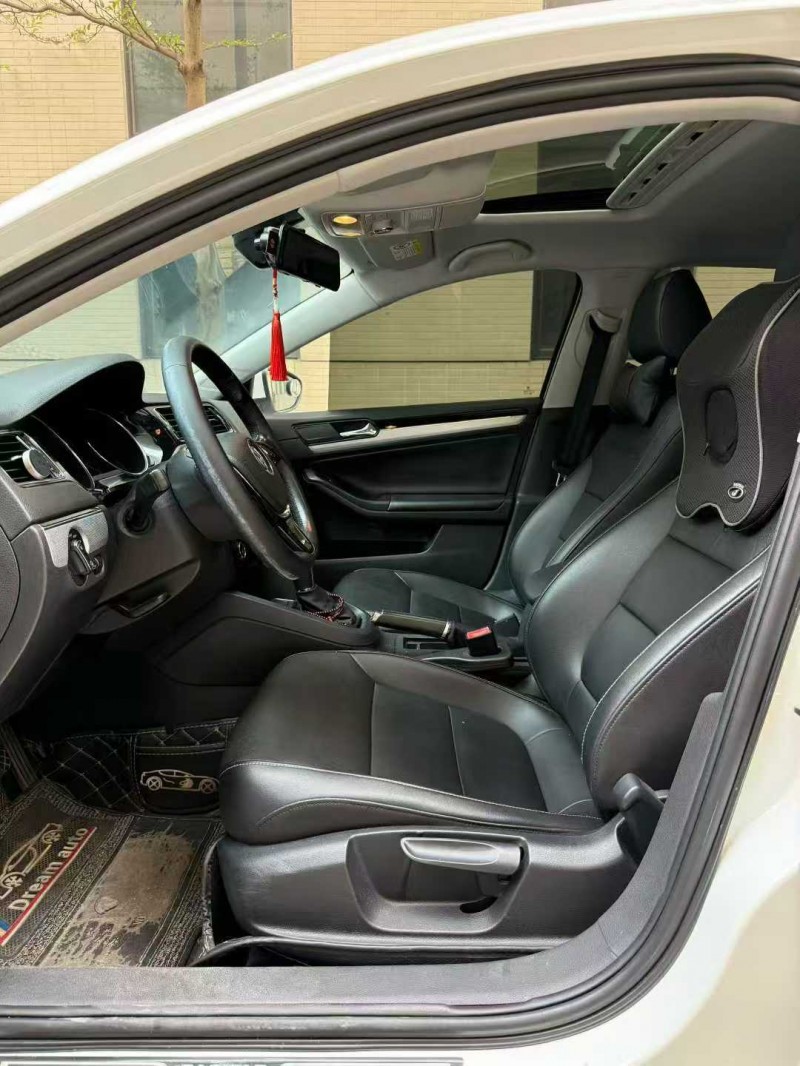 佛山17年大众速腾5