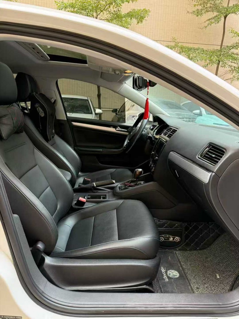 佛山17年大众速腾7