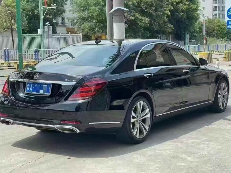 广州19年奔驰S8