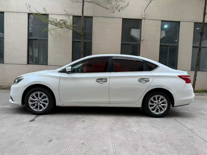 佛山18年日产轩逸4