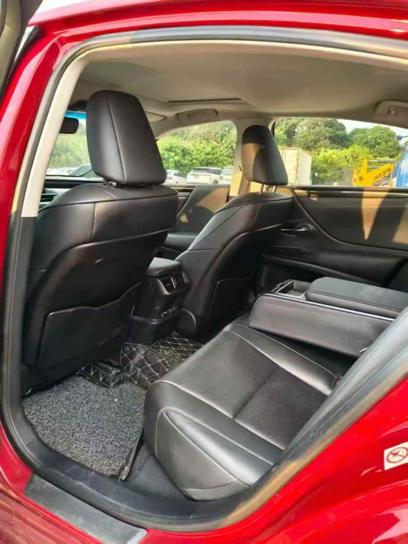 广州19年雷克萨斯ES6