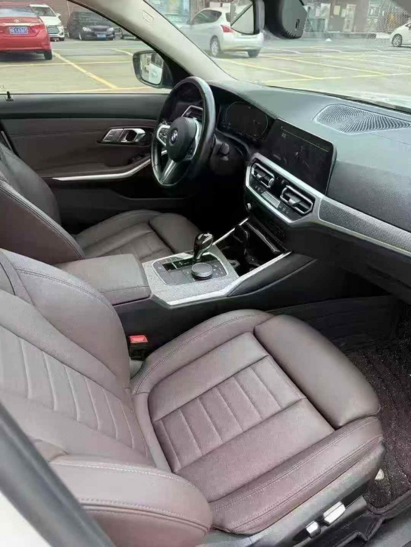 广州20年宝马3系6