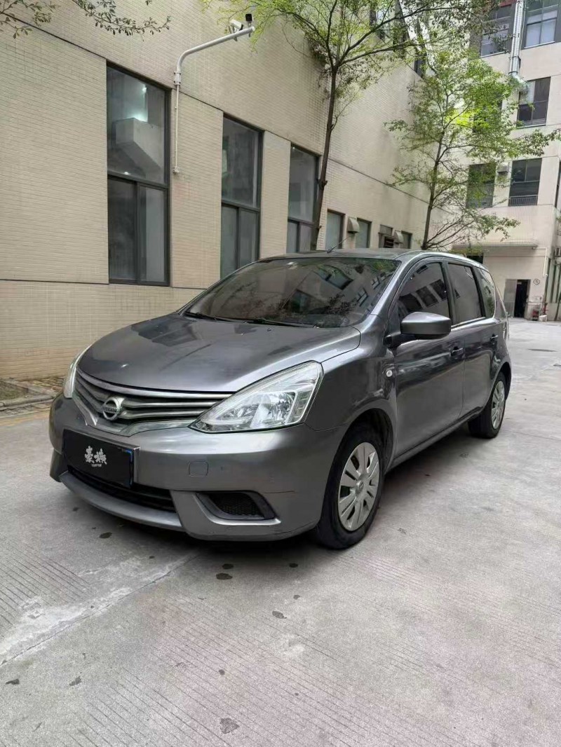佛山17年日产骊威3