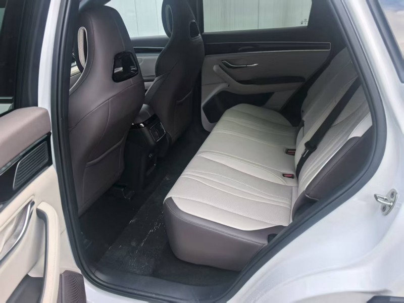 邯郸25年比亚迪宋4