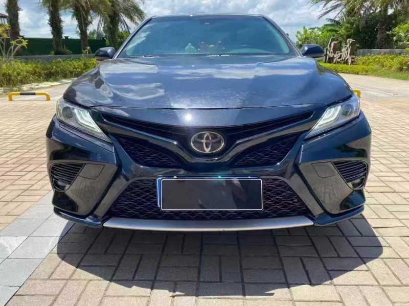 广州19年丰田凯美瑞1