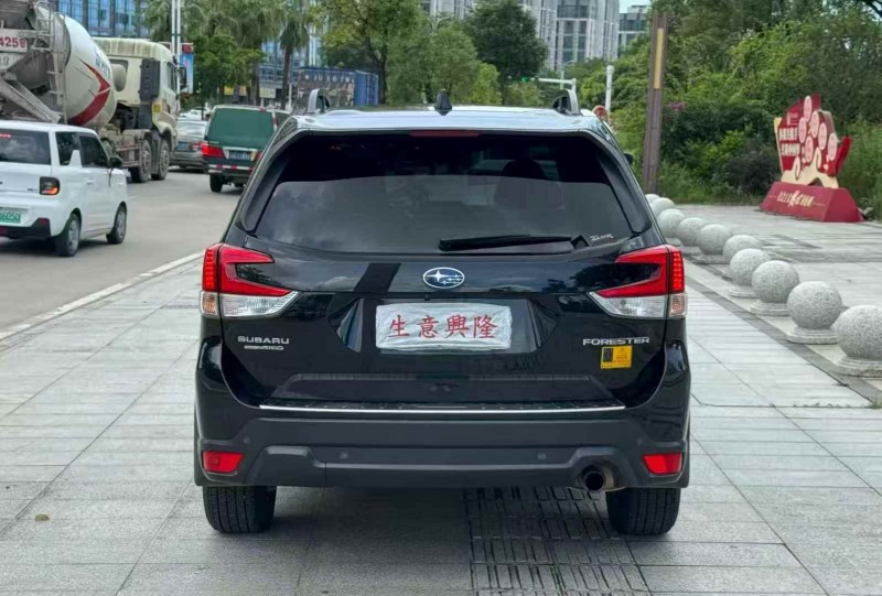 广州20年斯巴鲁森林人9