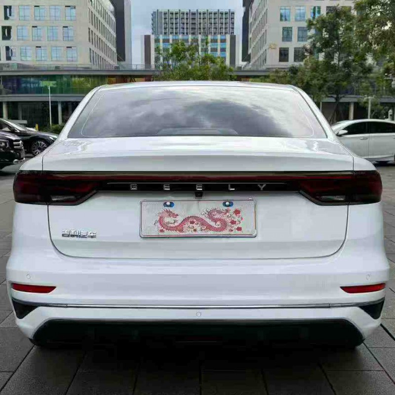 珠海22年吉利帝豪9