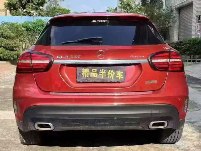 东莞18年奔驰GLA7