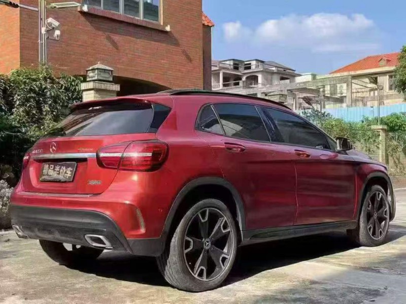 东莞18年奔驰GLA8