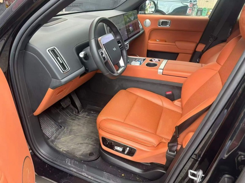 广州24年理想L73