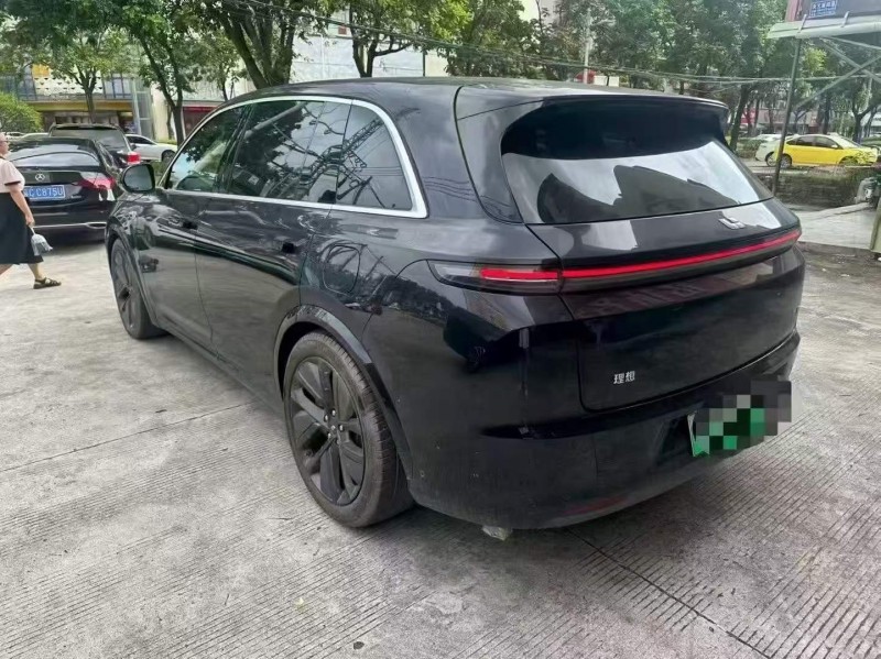 广州24年理想L76