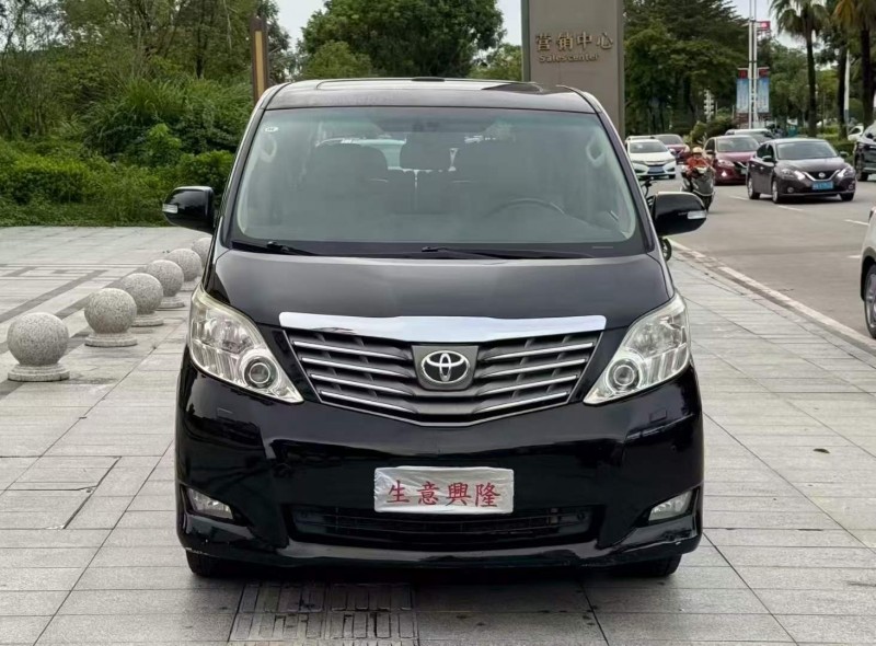 广州11年丰田埃尔法1