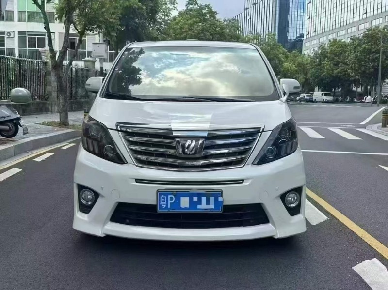 广州12年丰田埃尔法1