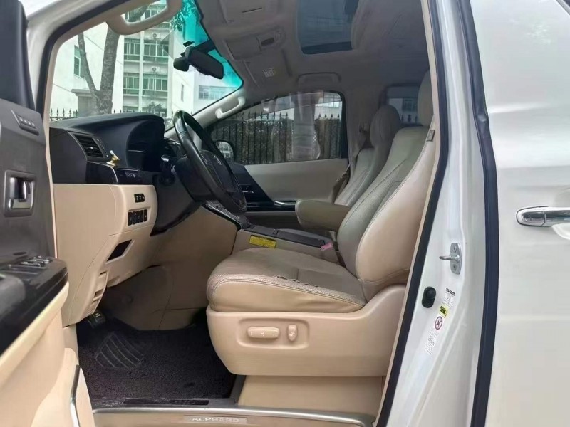 广州12年丰田埃尔法6