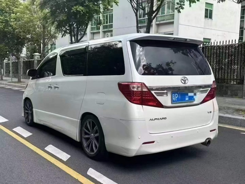 广州12年丰田埃尔法7