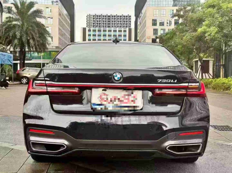 珠海20年宝马7系9