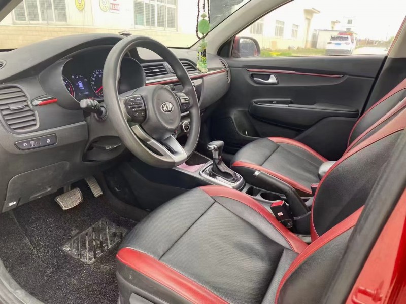 兰州18年起亚KX16