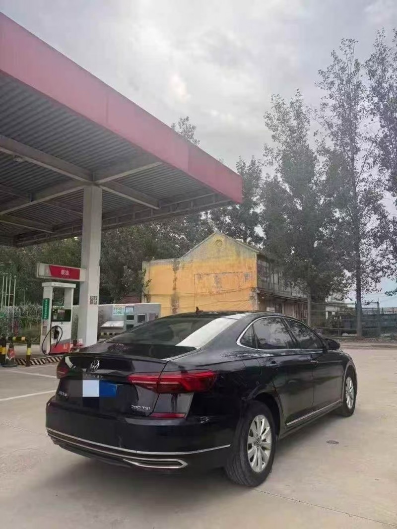 菏泽21年大众帕萨特9