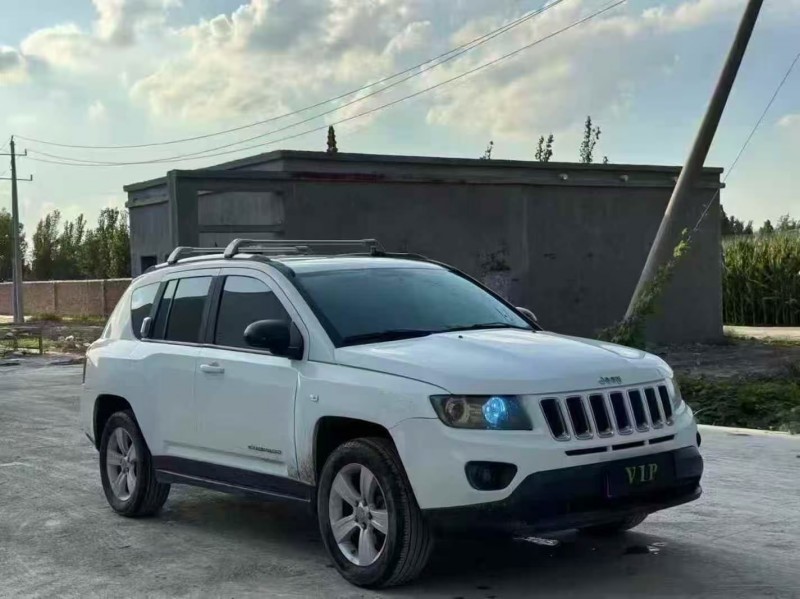 菏泽13年Jeep指南者2