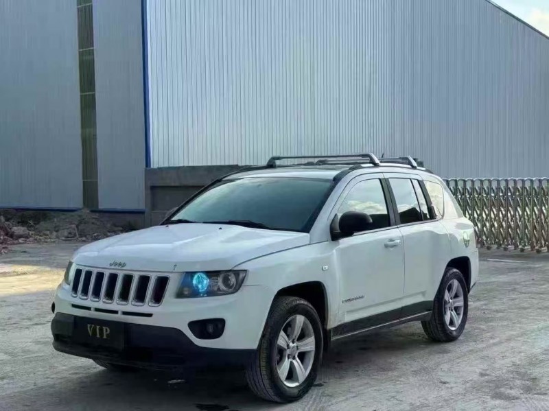 菏泽13年Jeep指南者3