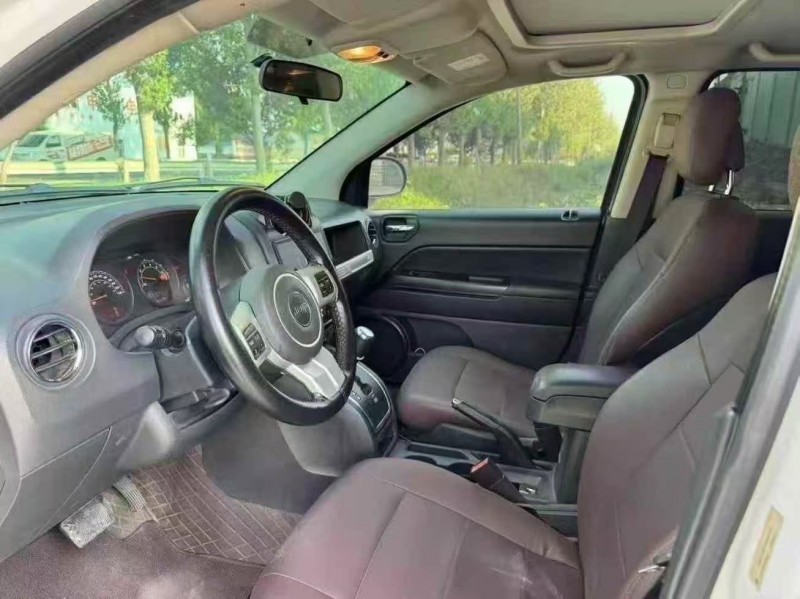 菏泽13年Jeep指南者4