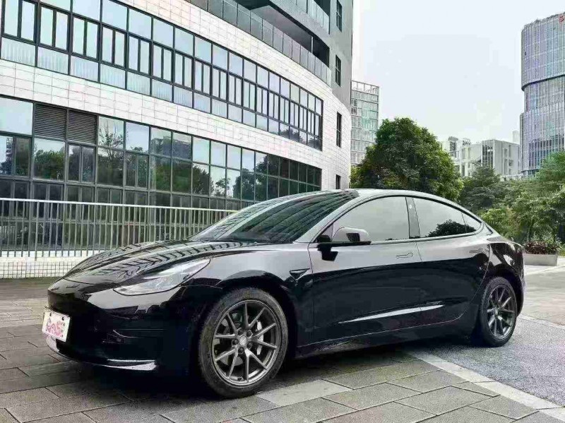 珠海21年特斯拉MODEL 32