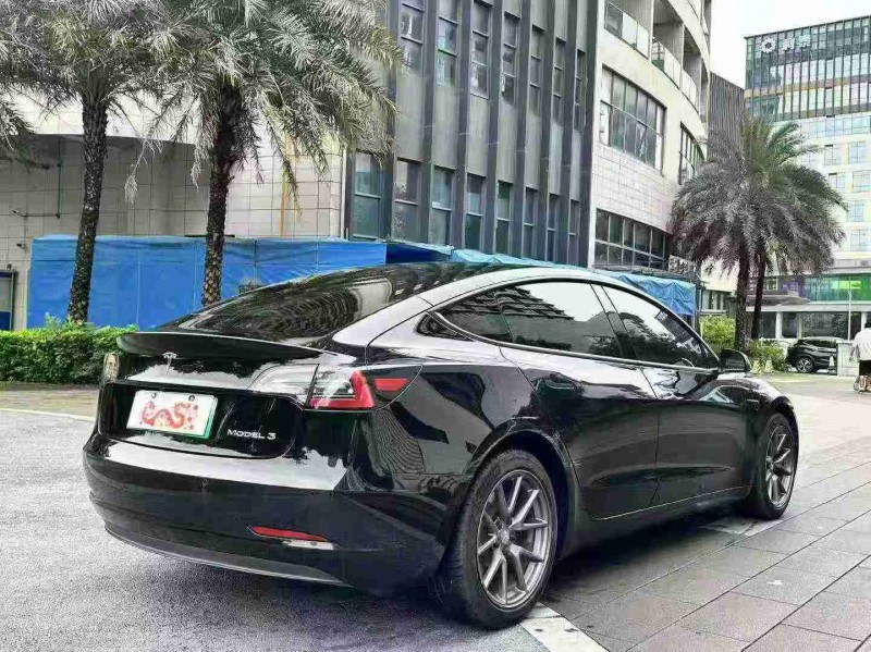 珠海21年特斯拉MODEL 37