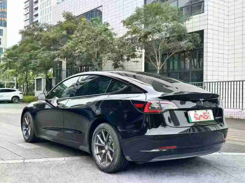 珠海21年特斯拉MODEL 38