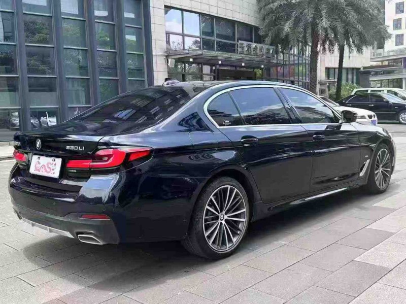 珠海21年宝马5系8