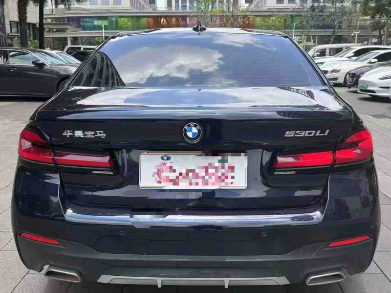 珠海21年宝马5系9