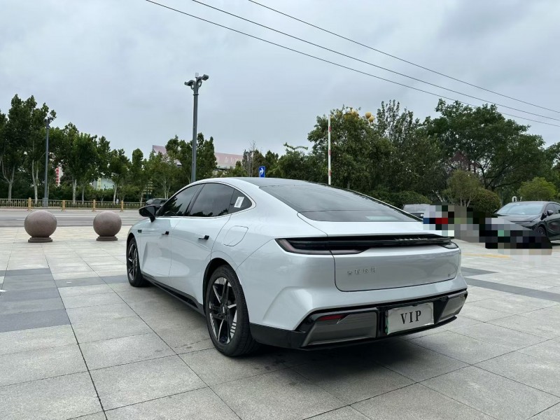 枣庄24年吉利银河9