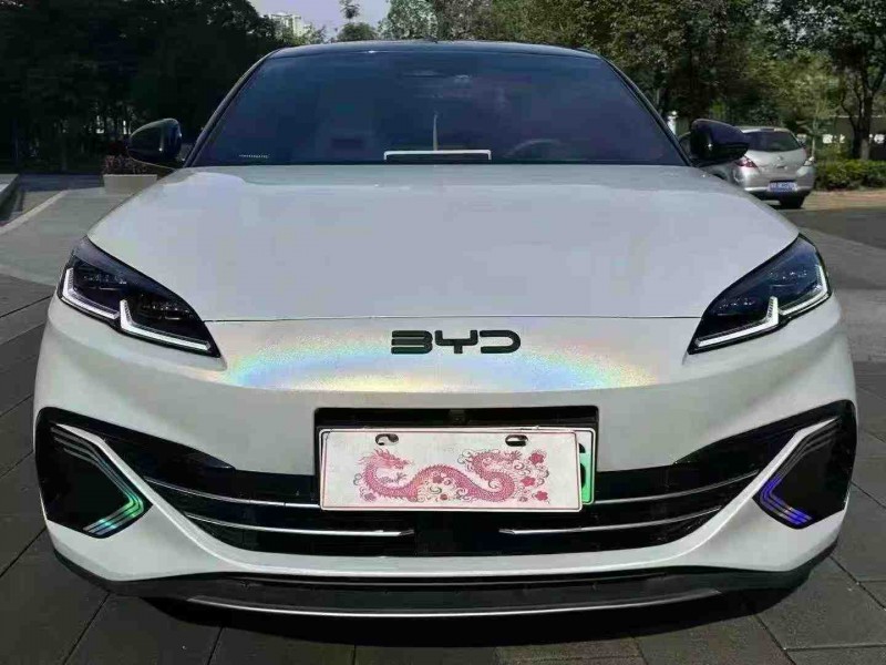 珠海24年比亚迪海豹1