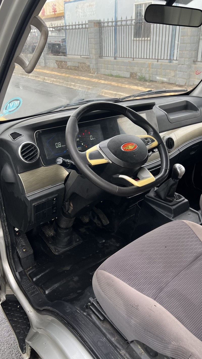 兰州22年唐骏汽车唐骏轻卡2