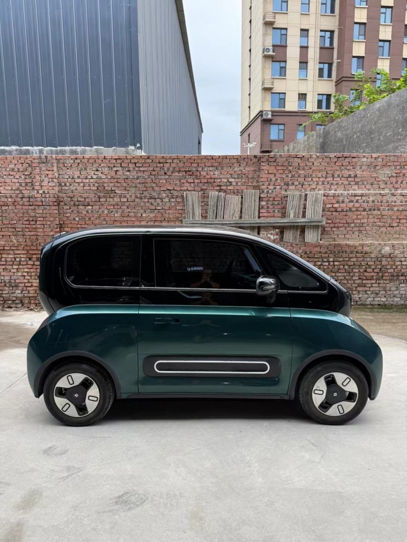 邢台22年宝骏KIWI3